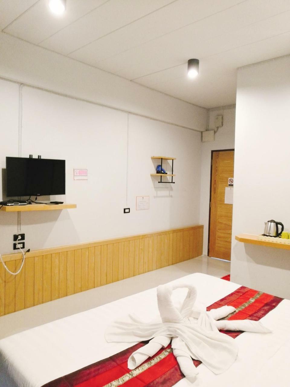 리틀 라나 카페 앤 프리미어 게스트하우스 치앙마이 외부 사진